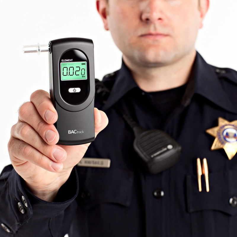 BACtrack Element: Reliable Portable Breathalyzer for Safe Alcohol Testing