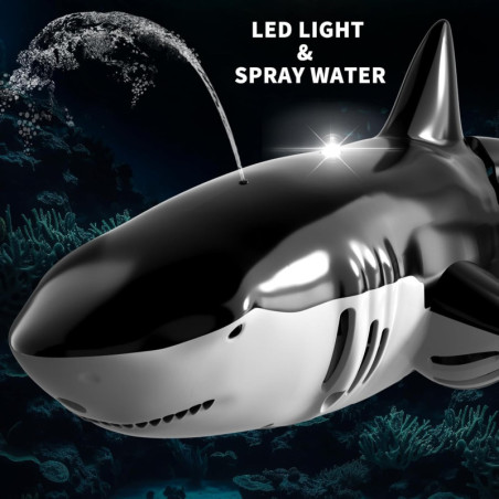 Bennol 2.4Ghz RC Shark Toy for Kids 4-9 | Light & Water Spray