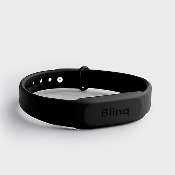 Blinq NFC Wristband Black - Instant Digital Business Card Share, Compatible with iPhone & Android Blinq NFC Wristband Black - Instant Digital Business Card Share, Compatible with iPhone & Android