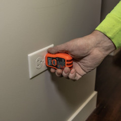 Klein Tools ET310 : Testeur de Circuit AC avec GFCI intégré
