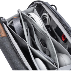 Peak Design Tech Pouch Charcoal, Organisateur Électronique Imperméable, Nylon Recyclé, Style Origami, Pour Voyage & Quotidie
