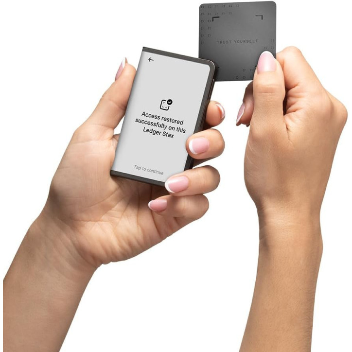 Ledger STAX - Portefeuille Crypto Premium pour Gérer et Sécuriser Votre Portefeuille en Toute Confiance Ledger STAX - Portefeuille Crypto Premium pour Gérer et Sécuriser Votre Portefeuille en Toute Confiance